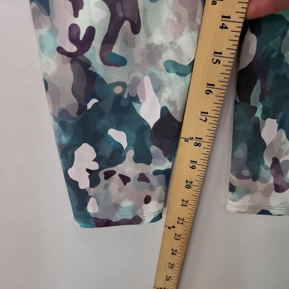 Spanx Legging Womens Small  7/8 Booty Boost Painted Camo Pink Active Yoga Pants - Picture 14 of 16